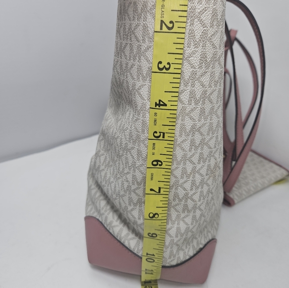 Preloved Michael Kors Purse - Picture 13 of 13